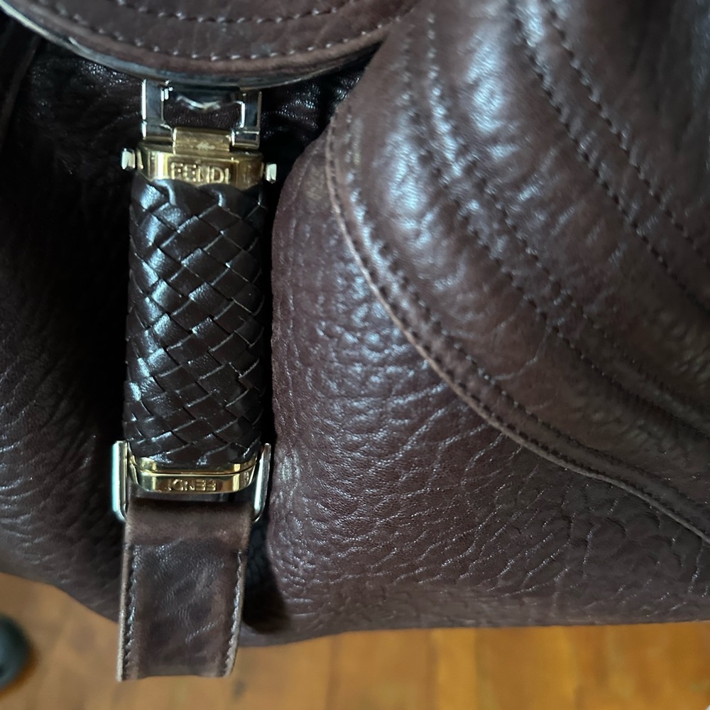 Fendi soft leather bag in excellent condition
